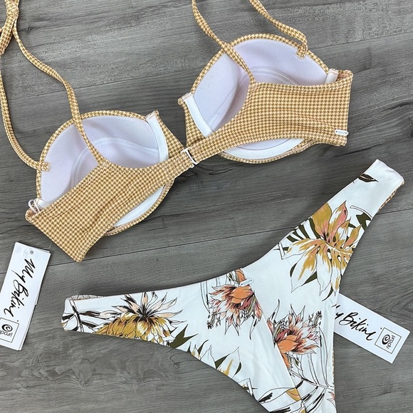 Rip Curl Tan and Floral Bikini Set - Picture 13 of 16